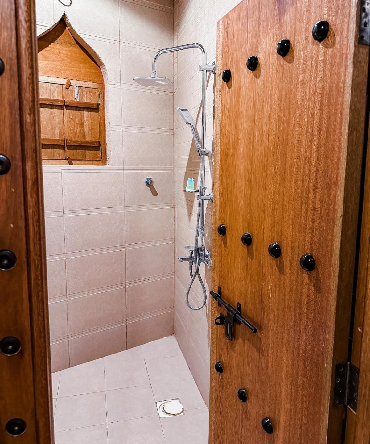 Alaqur View Inn نزل واجهة العقر Назва Экстерьер фото